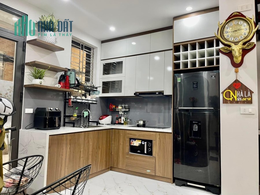 BÁN NHÀ VẠN BẢO, BA ĐÌNH, Ở NGAY, GẦN PHỐ, 40M2 4 TẦNG, GIÁ 4.3 TỶ