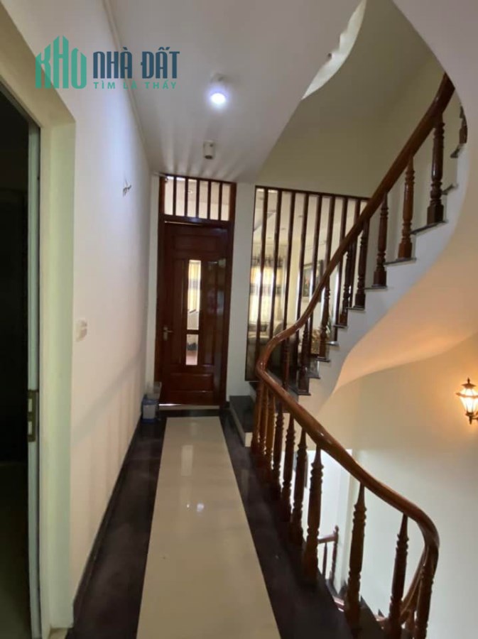 CHÚ NHÀ CẦN BÁN LIỀN KỀ XÂY THÔ- KĐT MỸ ĐÌNH- LƯU HỮU PHƯỚC - NAM TỪ LIÊM - 100M-4T - MT: 8M