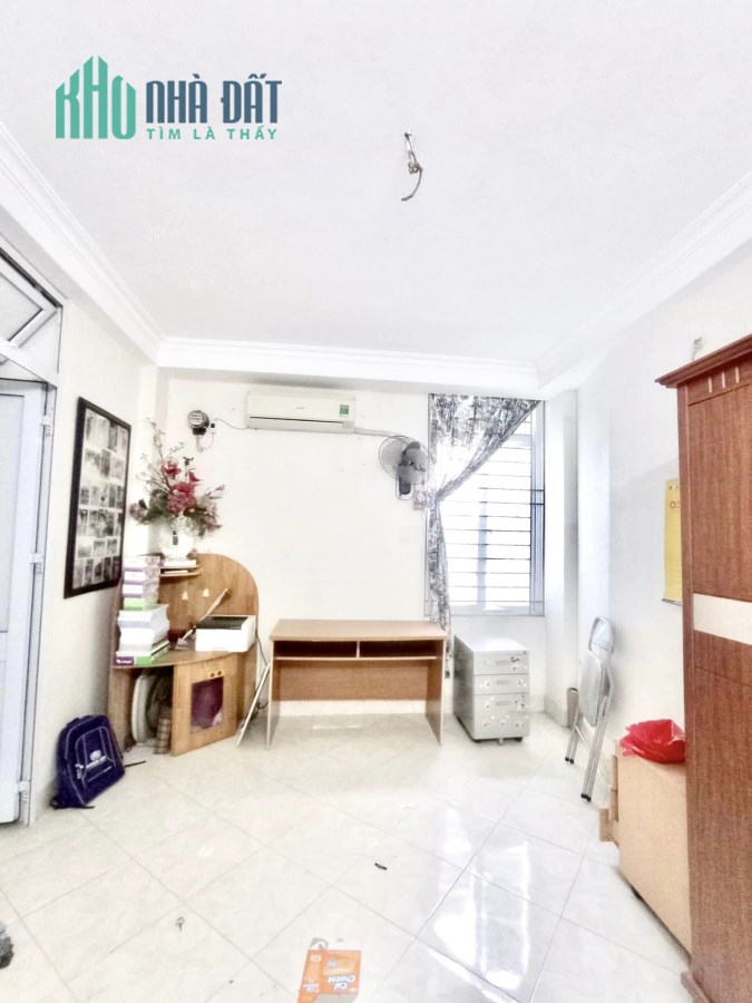 Bán nhà Trương Định, 45m x 5 tầng, 3.39 tỷ, ô tô nhỏ đỗ cửa