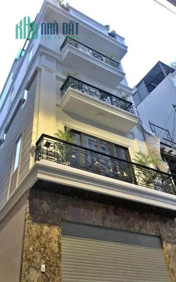 Hot Ô TÔ đỗ cửa –  LÔ GÓC NHÀ ĐẸP  Cầu Giấy 35Mx 4 ngủ nhỉnh 3 tỷ