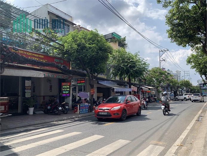 BÁN NHÀ LÊ VĂN LƯƠNG Q 7 CẠNH LOTTEMART NGANG 3,2m X 22m