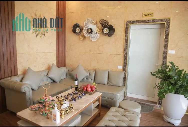 TÒA NHÀ KHÁCH SẠN 7 TẦNG ĐẸP LONG LANH - THANG MÁY NHẬP KHẨU Ô,  TÔ TRÁNH THÔNG