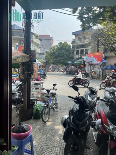 Cho thuê tầng 1 nhà mặt phố Chợ Hàng (đúng ngã 3 Bốt Tròn) vị trí trung tâm quận Lê Chân