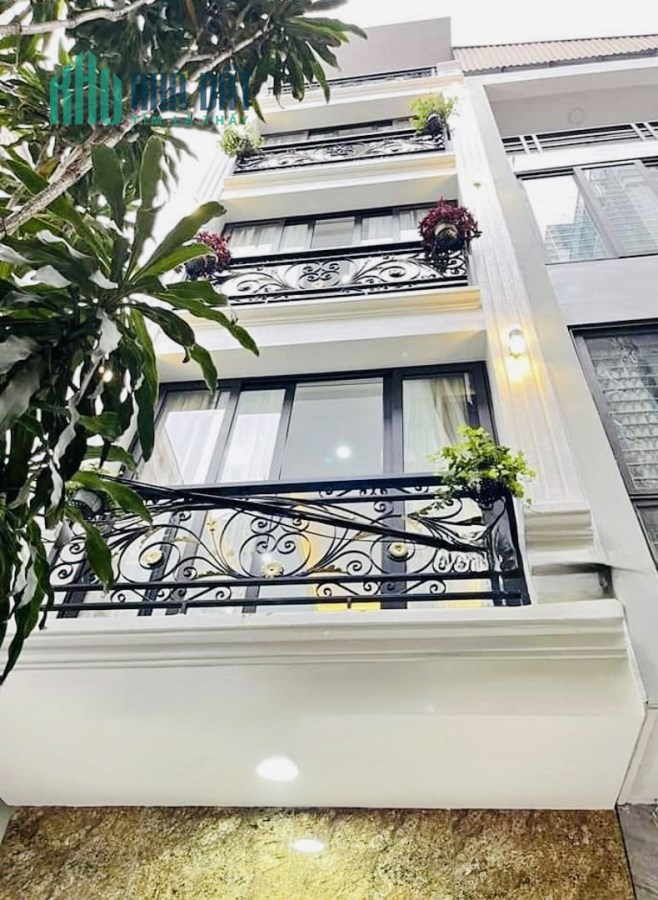 Hiểm Nguyễn Khánh Toàn kinh doanh sầm uất – ô tô phi chào 6 tỷ 7