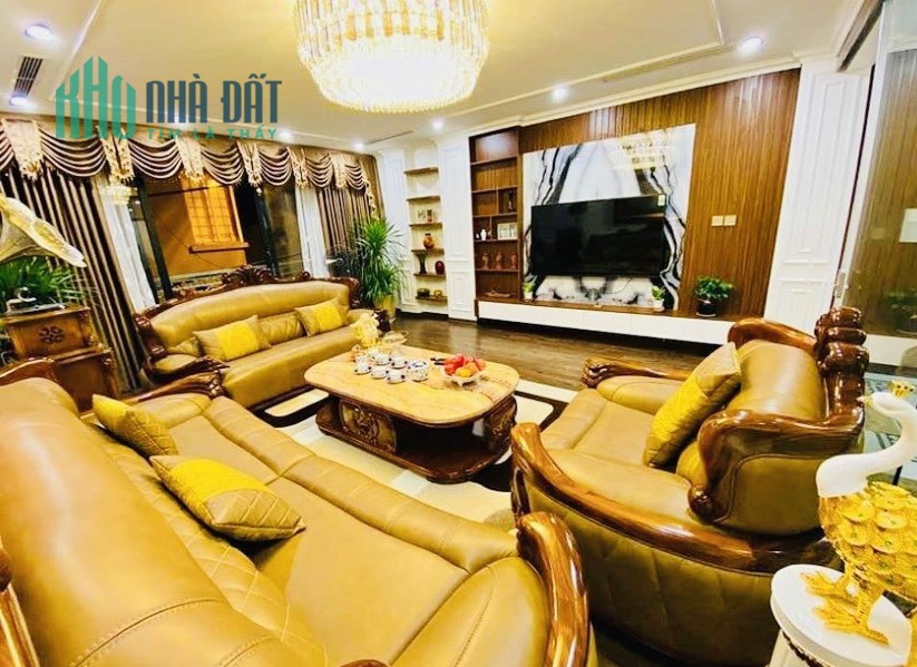 Hiểm Nguyễn Khánh Toàn kinh doanh sầm uất – ô tô phi chào 6 tỷ 7