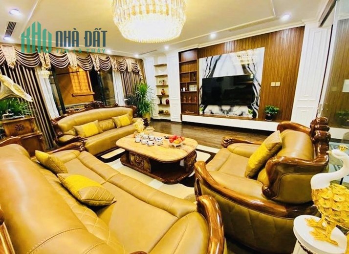 Hiểm Nguyễn Khánh Toàn kinh doanh sầm uất – ô tô phi chào 6 tỷ 7