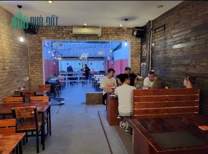 Sang nhượng Nhà Hàng Quán Bar Rộng Rãi Ngay Trung Tâm Thảo Điền, TP.HCM