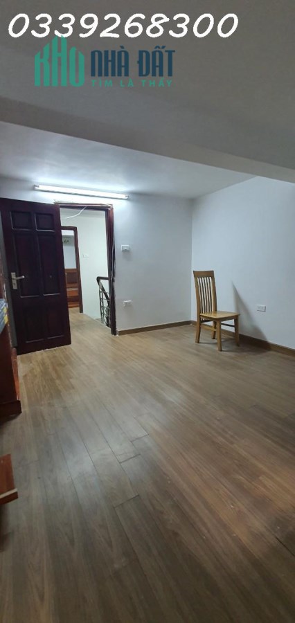 Bán nhà Yên Xá - Tân Triều 32m x 3 tầng, ngõ 3 gác, 3 ngủ, ngõ 3 gác,nhỉnh 2 tỷ.