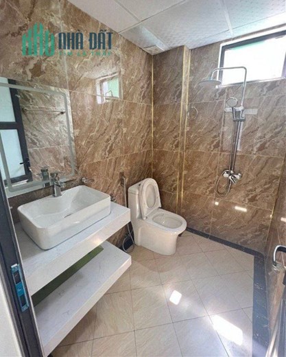 Bán nhà yên nghĩa 40M X 5T, thoáng, đẹp, ngõ to, giá hơn 2 tỷ.