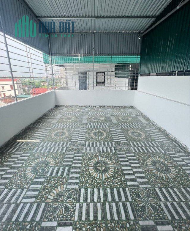 Bán nhà yên nghĩa 40M X 5T, thoáng, đẹp, ngõ to, giá hơn 2 tỷ.