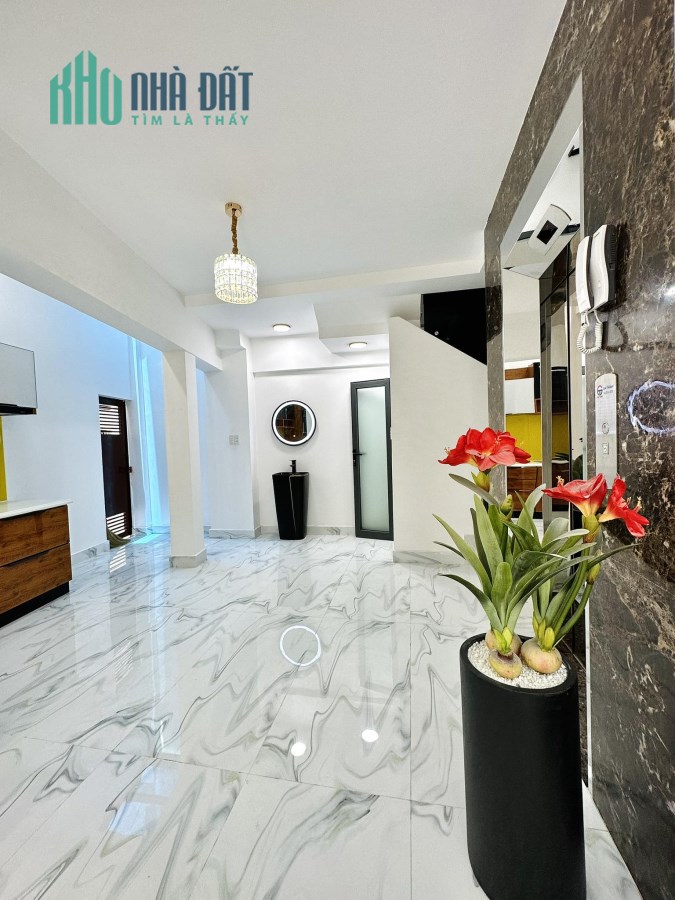 BÁN NHÀ MẶT TIỀN 60M2 NGANG 5.5 M 6 TẦNG THANG MÁY KINH DOANH ĐỈNH PHAN XÍCH LONG   12.5 TỶ.
