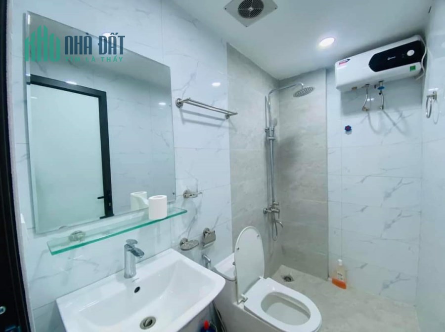 Tôi Cần Bán Nhà Dịch Vọng, Tự Xây Dựng, Khung Cột Chắc, Bền Đẹp. Cách 1 Nhà Ra Phố. 48m, 5.89 Tỷ