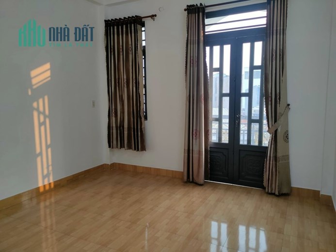 BÁN NHÀ BÙI VĂN NGỮ Q12, DT: 4x17.8, 5 TẦNG, HẺM 6M, NHĨNH 4.5 TỶ