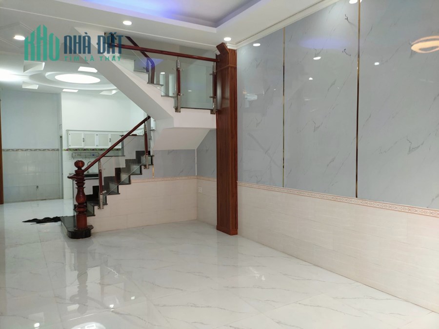 BÁN NHÀ BÙI VĂN NGỮ Q12, DT: 4x17.8, 5 TẦNG, HẺM 6M, NHĨNH 4.5 TỶ