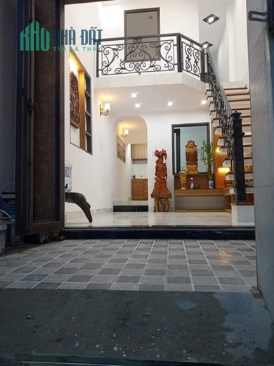 NHÀ ĐẸP - GIÁ RẺ: 1,850 TỶ - TRUNG TÂM THÀNH PHỐ ĐÀ NẴNG