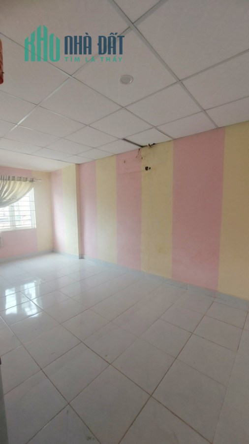 Bán nhà HXH đường Phan Văn Hớn, Quận 12, 73m2, 4PN, giá 4 tỷ 450 TL.