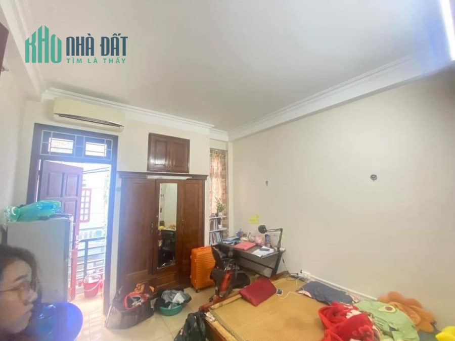Bán nhà chính chủ cực đẹp Hồ Tùng Mậu thiết kế tầng lệch phòng dân xây kiên cố chắc chắn lên tầng