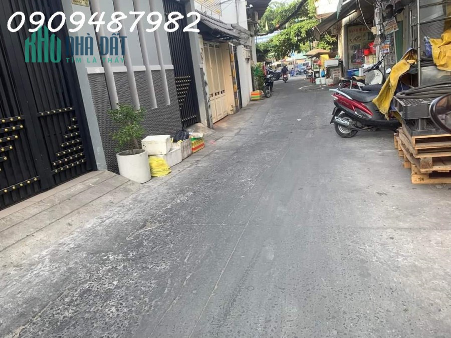CHỦ CẦN BÁN GẤP Nhà Quận 8 Dương Bá Trạc Sổ Hồng Riêng Hoàng Công Giá 2 tỷ