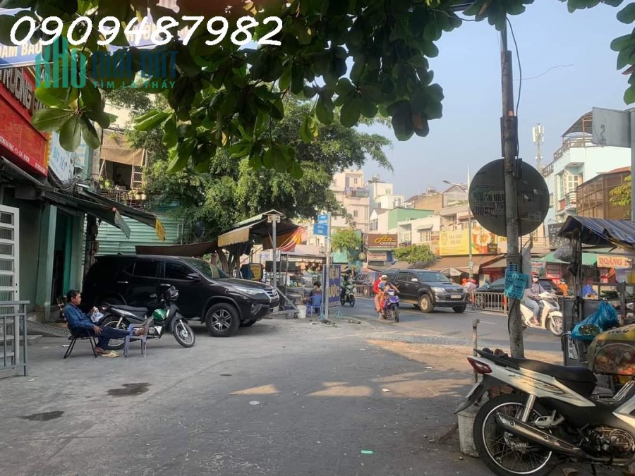 CHỦ CẦN BÁN GẤP Nhà Quận 8 Dương Bá Trạc Sổ Hồng Riêng Hoàng Công Giá 2 tỷ