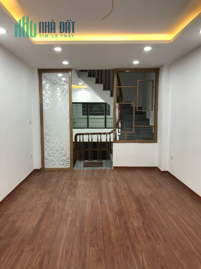 Gần chợ, tiện ích, ngõ nông 5T/ 39m, tặng nội thất,Tứ Hiệp - Thanh Trì