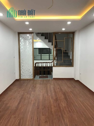 Gần chợ, tiện ích, ngõ nông 5T/ 39m, tặng nội thất,Tứ Hiệp - Thanh Trì