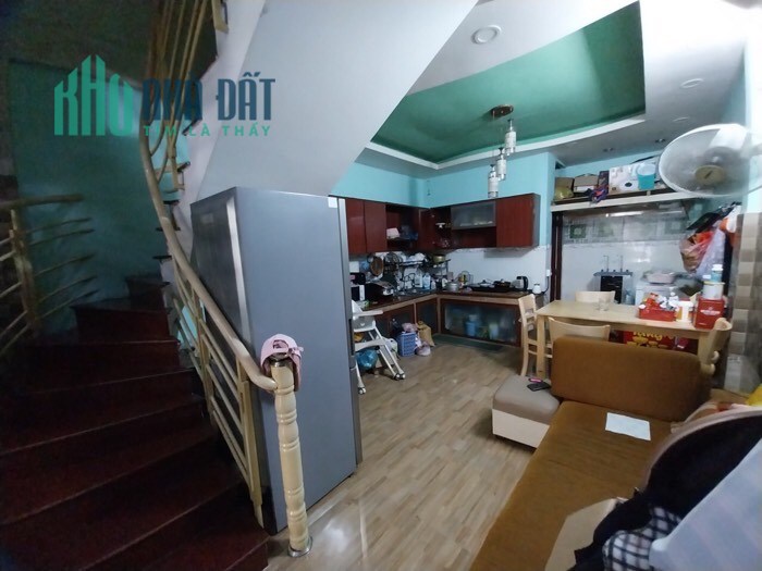 NHÀ BÁN TÂN THỚI HIỆP Q12, DT: 4.1x16.3, 2 TẦNG, HẺM 6m, GIÁ 3 TỶ