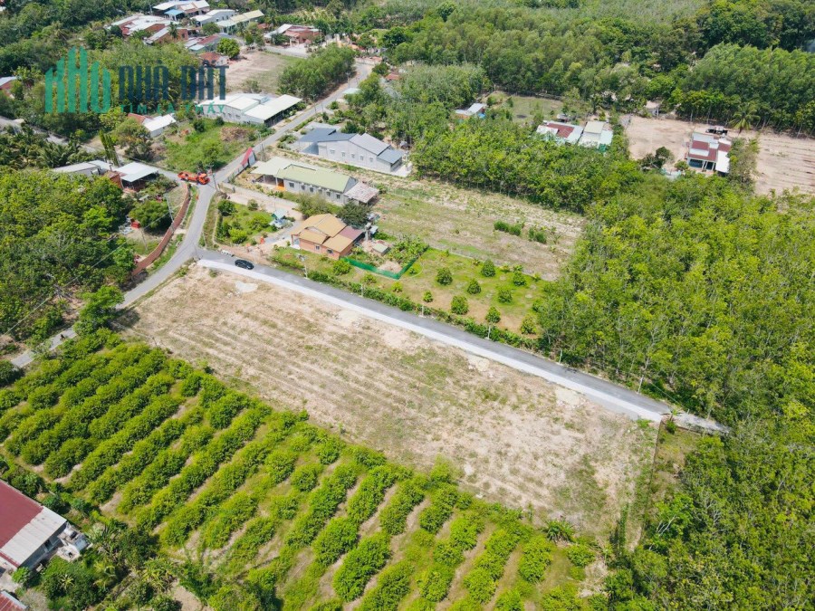 Đất nền full thổ cư cách QL22B 1km 172m2 giá chỉ 840 triệu ( hình thật 100% )