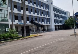 Cần Bán Cty may mặc. KCN Sóng Thần, Bình Dương. giao thông thuận lợi gần đường DT 743.