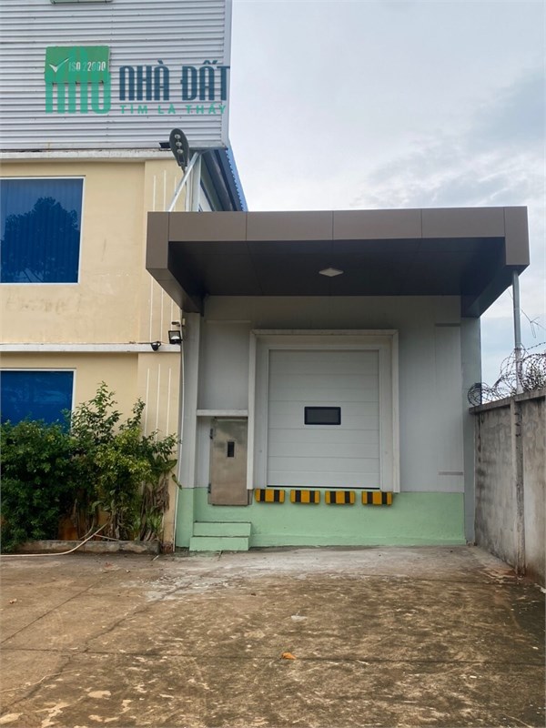 cho thuê kho chứa hàng hóa, xuất nhập , cách cảng cái mép 25km, đường cont 24h.