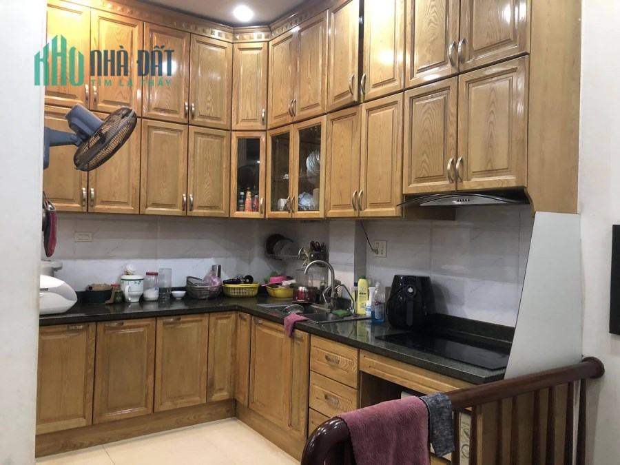 Siêu hiếm nhà Kim Mã, Lô Góc Ô tô, Kinh Doanh 44m2 xây 5 tầng giá chỉ 10 tỷ