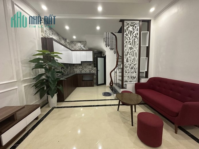 GĐ RẤT CẦN BÁN, GIẢM SỐC 600 TR NHÀ HỒNG MAI, PHÂN LÔ, Ô TÔ GẦN 60M, 4 TẦNG 3.8 TỶ 0901753139