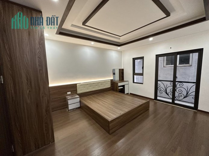 GĐ RẤT CẦN BÁN, GIẢM SỐC 600 TR NHÀ HỒNG MAI, PHÂN LÔ, Ô TÔ GẦN 60M, 4 TẦNG 3.8 TỶ 0901753139