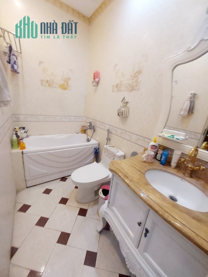 Biệt thự đơn lập, bán đảo Linh Đàm, Hoàng Mai 400m, lô góc, MT 21m, ô tô, KD giá 75 tỷ. LH:
