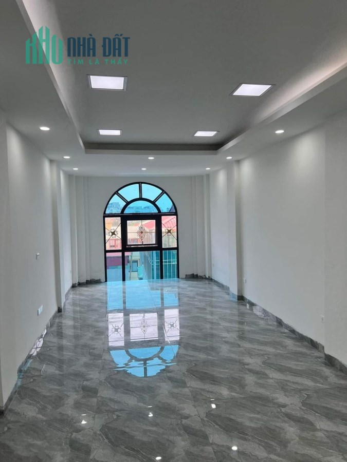 Nhà đẳng cấp Thượng Lưu, 8 tầng, thang máy, gara, kinh doanh quận Đống Đa, hơn 13 tỷ