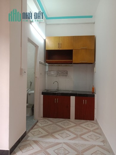 Cho thuê Phòng full nội thất, có máy lạnh gần Công viên Lê Thị Riêng, đường Bành Văn Trân, P7, Tân