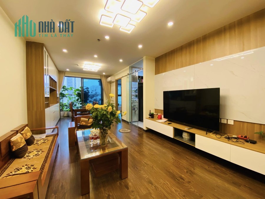 Bán Chung cư The Legacy số 10 Lê Văn Thiêm, Thanh Xuân,  118m2, 3 ngủ, tặng lại nội thất