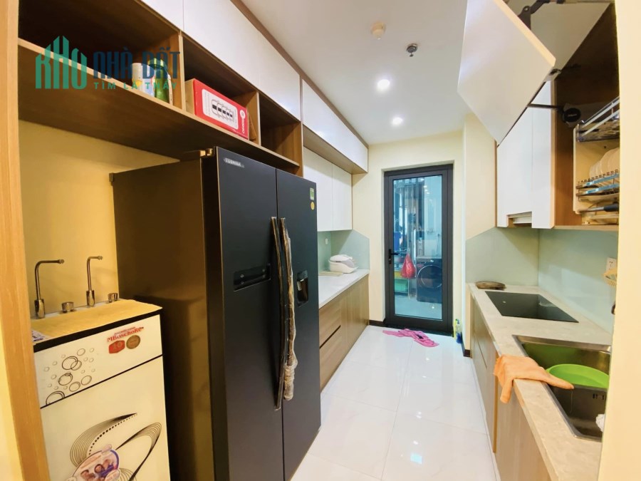 Bán Chung cư The Legacy số 10 Lê Văn Thiêm, Thanh Xuân,  118m2, 3 ngủ, tặng lại nội thất