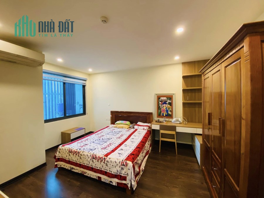 Bán Chung cư The Legacy số 10 Lê Văn Thiêm, Thanh Xuân,  118m2, 3 ngủ, tặng lại nội thất