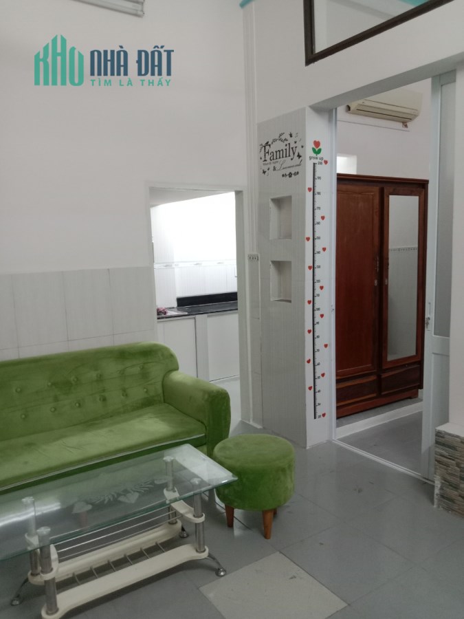 Cho thuê Phòng full nội thất, có máy lạnh gần Công viên Lê Thị Riêng, đường Bành Văn Trân, P7, Quận