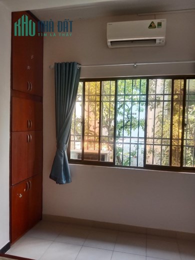 Cho thuê Phòng full nội thất, có máy lạnh gần Công viên Lê Thị Riêng, đường Bành Văn Trân, P7, Quận