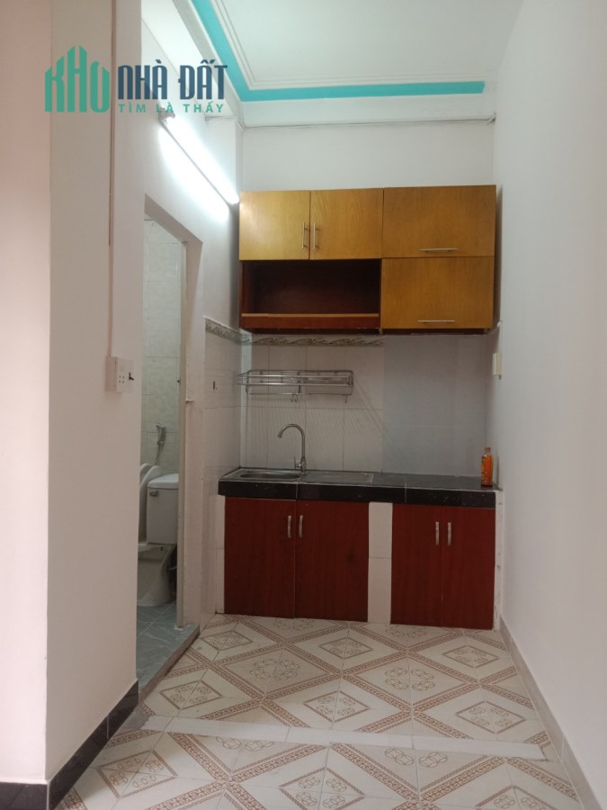Cho thuê Phòng full nội thất, có máy lạnh gần Công viên Lê Thị Riêng, đường Bành Văn Trân, P7, Quận