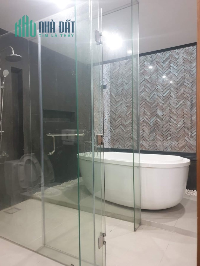 Chủ Đi Định Cư Bán Nhà Gò Vấp_5 Tầng _ 5 Tầng Nở Hậu_7.2 Tỷ