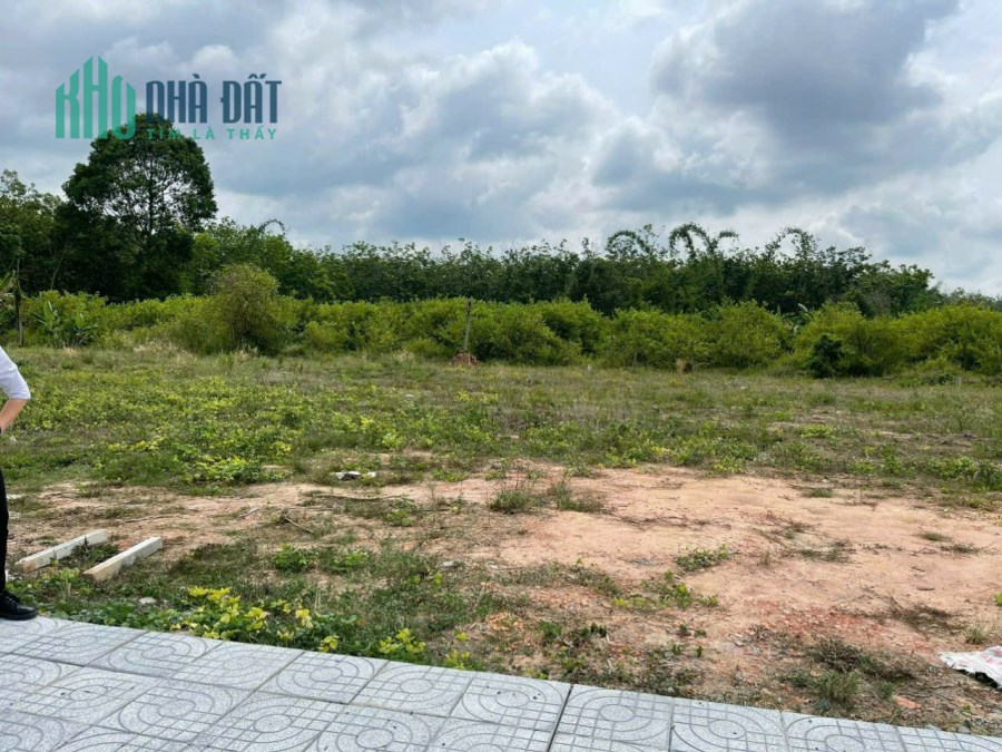 840tr,sở hữu ngay lô đất nền,5x33 full thổ,sổ sẵn cạnh KCN Thạnh Đức