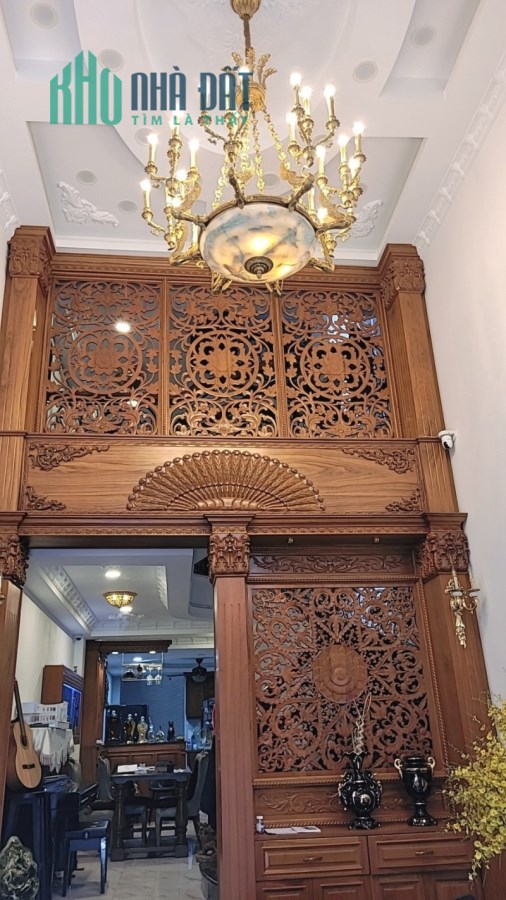 Bán Nhà Trường Chinh Tân Bình 100m2 Nội Thất Vip Giá 18 Tỷ