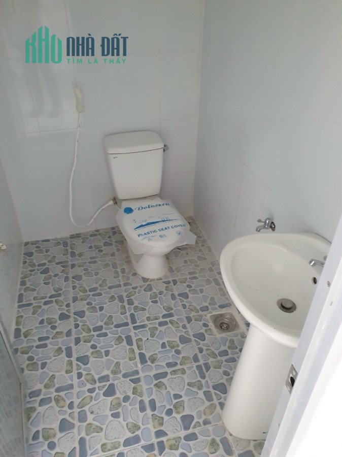 Bán nhà 70m2, 2 lầu, Hoàng Hoa Thám, P7, Bình Thạnh, giá chỉ 4 tỷ 6.