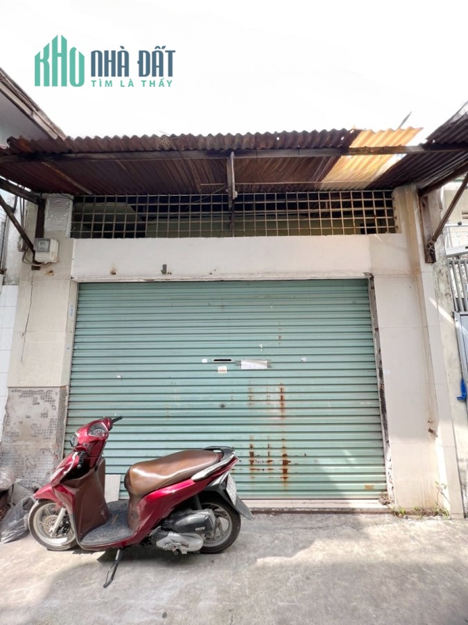 Nhà cấp 4 diện tích lớn hẻm xe hơi đường Tô Hiến Thành P14Q10