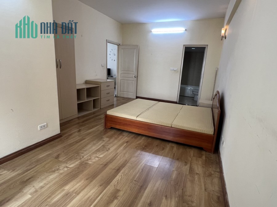 Bán CHCC Vườn Đào 126m2 3 ngủ 2 vệ sinh giá 4.1 tỷ đầy đủ nội thất