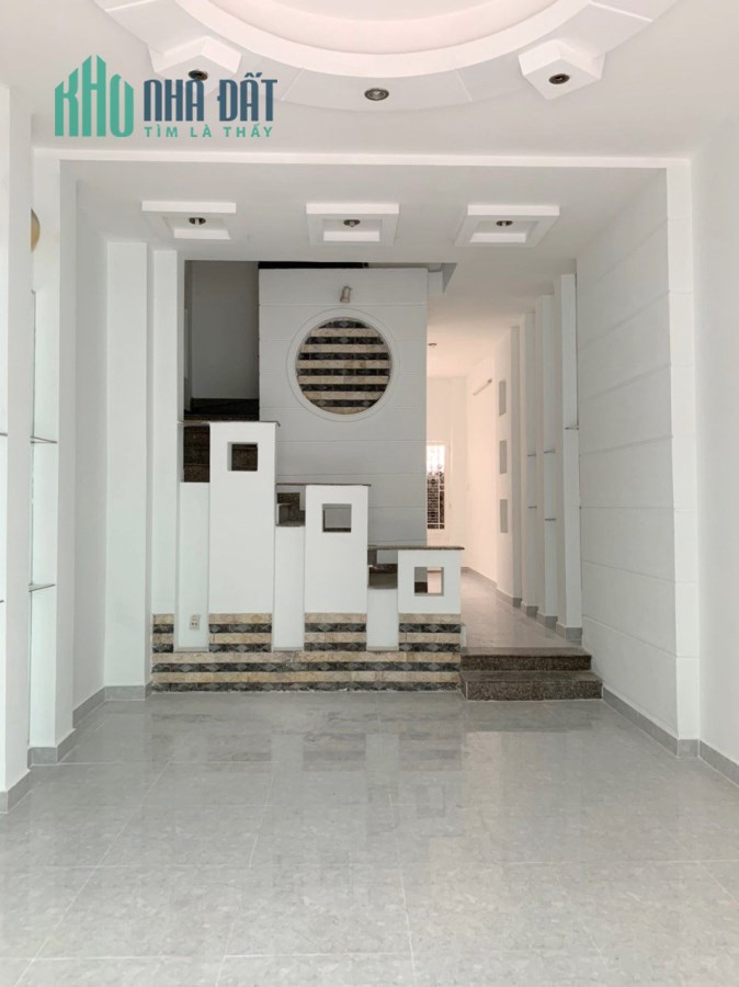 Nhà 2 mặt hẻm, 4 tầng, nở hậu ôtô đỗ trước cửa đường Dương Bá Trạc P1Q8. Giá 10,5 tỷ TL