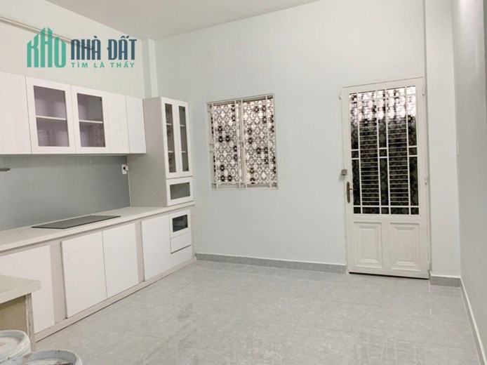 Nhà 2 mặt hẻm, 4 tầng, nở hậu ôtô đỗ trước cửa đường Dương Bá Trạc P1Q8. Giá 10,5 tỷ TL