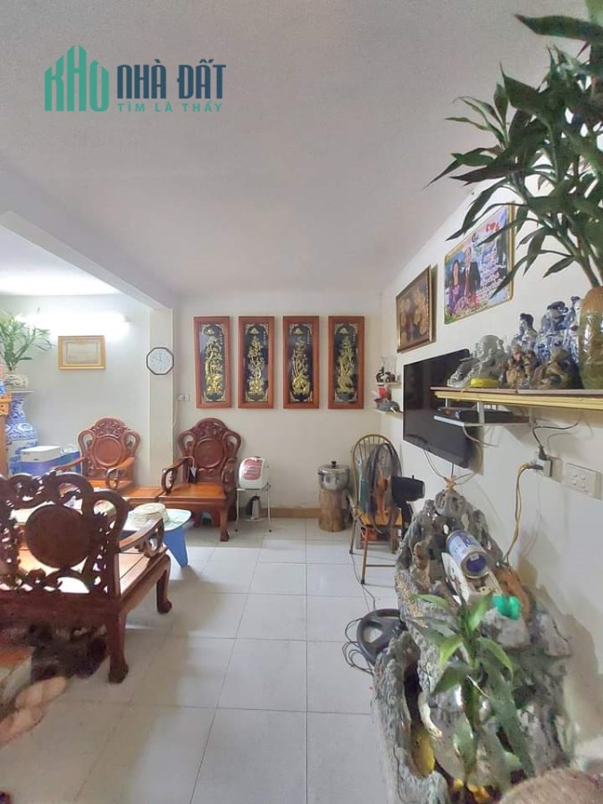 Bán Nhà Phố Yên Hoa - Tây Hồ 23m2 x 4 tầng , gần Phố ngõ nông , vài bước ra Tây Hồ , giá hơn 3 tỷ